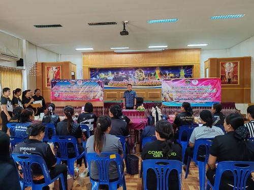 ✨​พช.อำเภอเฝ้าไร่ พร้อมคณะกรรมการพัฒนาสตรีอำเภอเฝ้าไร่ ดำเนินโครงการพัฒนาศักยภาพองค์กรสตรี ส่งเสริมอาชีพการทำดอกไม้จันทน์และต่อยอดอาชีพการทำดอกไม้​จันทน์​